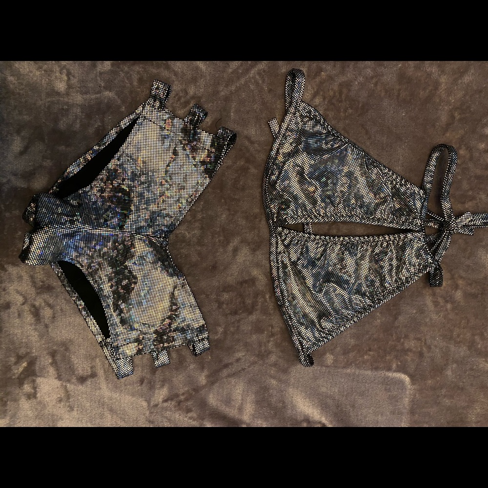 RAVE TOP HOLOGRAPHIC BATHING SUIT